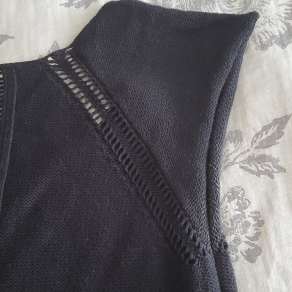 Roxy Black Capped Sleeve Sweater Top- Large - Picture 8 of 10